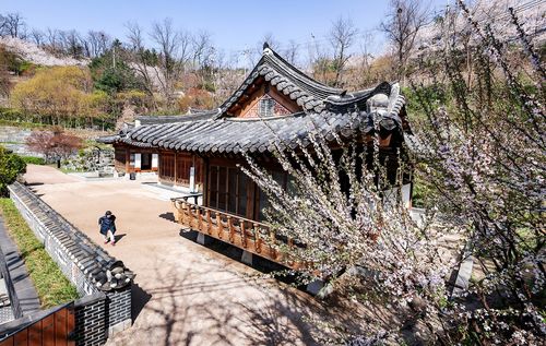 한옥의 청운문학도서관 [사진/임헌정 기자]