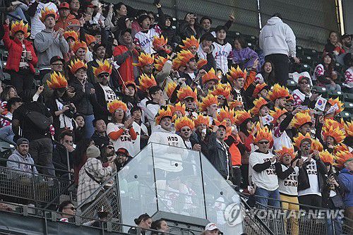 이정후를 응원하는 '후리건스'[AP=연합뉴스]