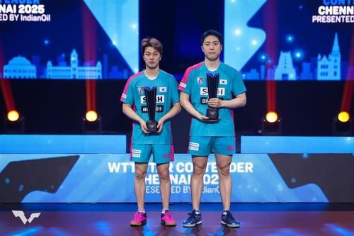 WTT 스타 컨텐더 첸나이 남자복식 우승을 합작한 임종훈(오른쪽)과 안재현[WTT 인스타그램 캡처. 재판매 및 DB 금지]
