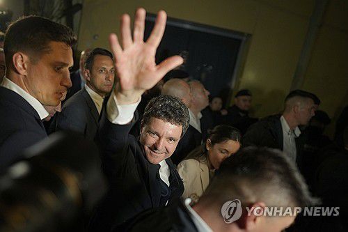 니쿠쇼르 단[AP 연합뉴스 자료사진. 재판매 및 DB 금지]