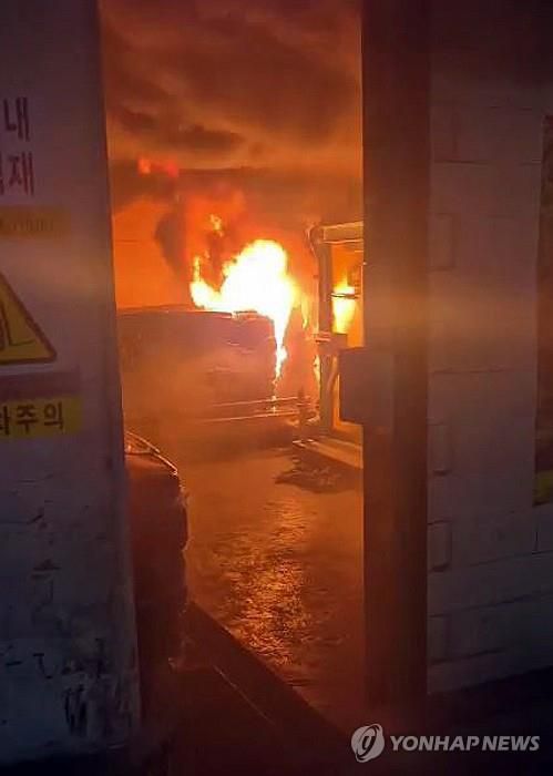 최초 발화 장소로 추정되는 금호타이어 공장 내부[독자 제공. 재판매 및 DB 금지]