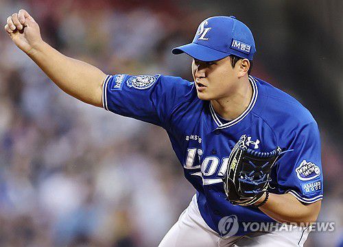 공 던지는 삼성 최원태(서울=연합뉴스) 윤동진 기자 = 16일 잠실야구장에서 열린 2025 KBO리그 삼성 라이온즈 대 LG 트윈스 경기. 2회 말 삼성 선발투수 최원태가 역투하고 있다. 2025.4.16 mon@yna.co.kr