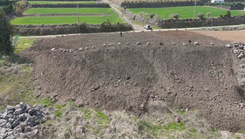 임야에 불법 반출된 토사[제주자치경찰단 제공, 재판매 및 DB 금지]