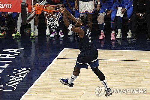 미네소타 앤서니 에드워즈의 덩크[AP=연합뉴스]