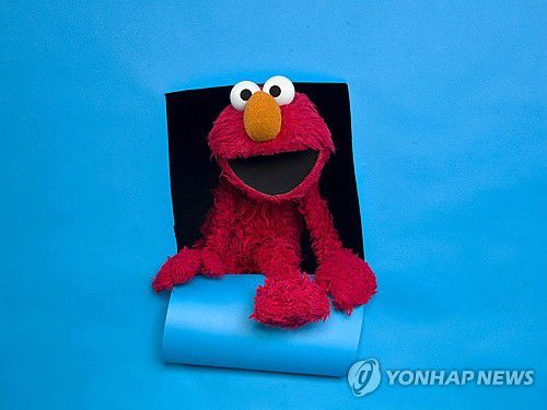 '세서미 스트리트'의 엘모[AP 연합뉴스 자료사진. 재판매 및 DB 금지]