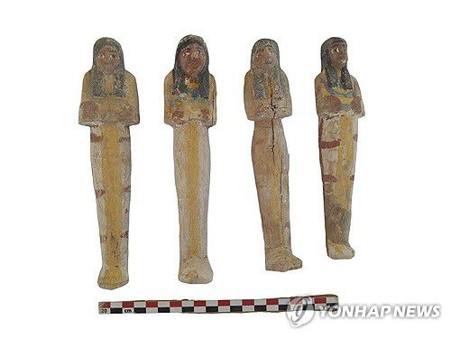무덤서 출토된 이집트 고대유물[AP=연합뉴스 자료사진. 재판매 및 DB 금지]
