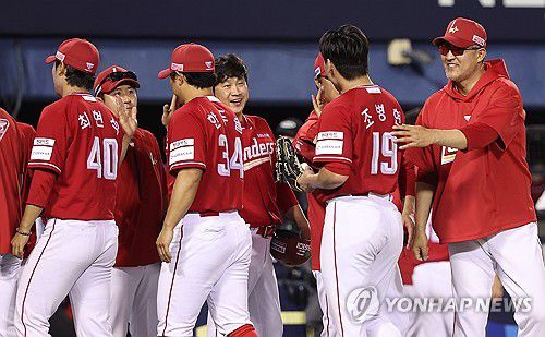 승리 거둔 SSG[연합뉴스 자료사진]