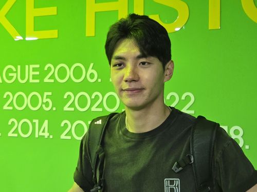 31일 전주월드컵경기장에서 울산과의 경기 마치고 취재진 만난 전진우[촬영 최송아]