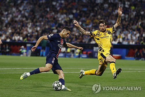 하키미의 슈팅[로이터=연합뉴스]