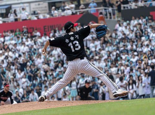 6이닝 무실점으로 호투한 LG 선발 송승기[LG 트윈스 제공. 재판매 및 DB 금지]