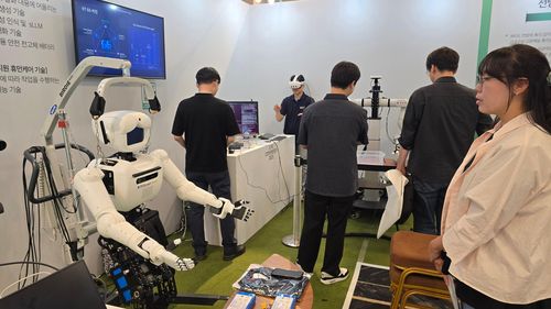 멀티모달 교감형 인공지능 로봇[ETRI 제공. 재판매 및 DB 금지]