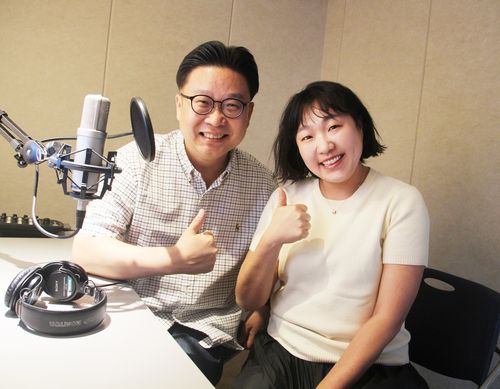 서경덕 성신여대 교수(왼쪽)와 방송인 이수지(오른쪽)[서경덕 교수 SNS 캡처. 재판매 및 DB 금지]