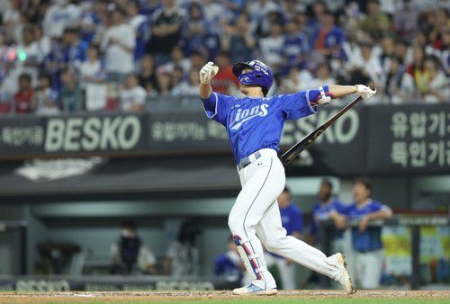 8회 김현수를 상대로 쐐기 만루홈런을 친 삼성 이재현[삼성 라이온즈 제공. 재판매 및 DB 금지]