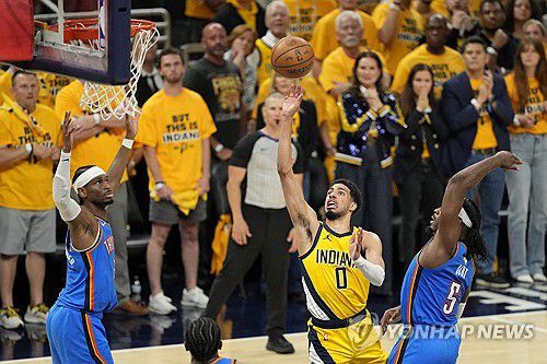 인디애나 할리버튼(0번)의 슛[Kyle Terada-Imagn Images/로이터=연합뉴스]