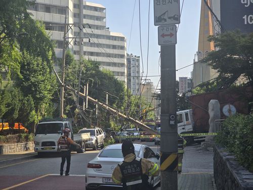 서울 구로구 구로동 전봇대 전도 사고[독자 제공. 재판매 및 DB 금지]