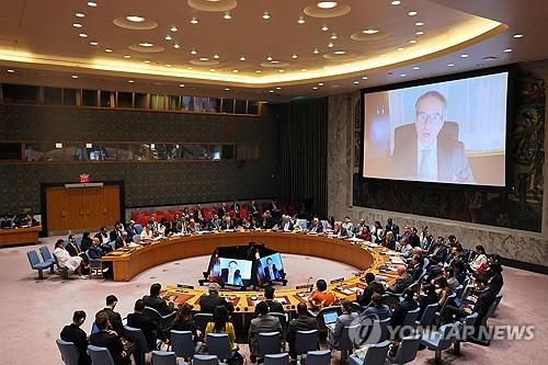 안보리 브리핑하는 그로시 IAEA 사무총장[AFP 연합뉴스 자료사진. 재판매 및 DB 금지]