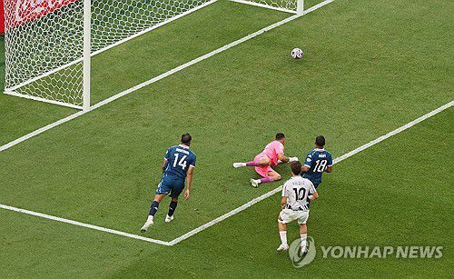일디즈의 추가골 장면[로이터=연합뉴스]