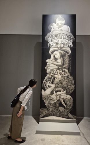 신학철의 '한국근대사-종합' 전시 모습[사진 황희경]