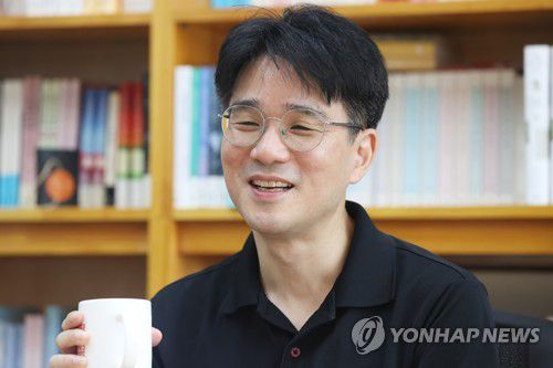 소설가 장강명[연합뉴스 자료사진]