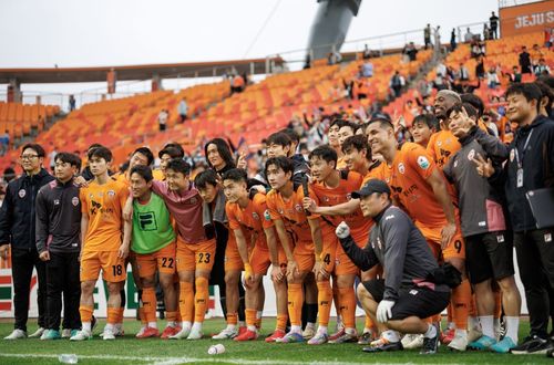 강릉 전지훈련에 나서는 제주SK FC 선수단[제주SK FC 제공. 재판매 및 DB 금지]
