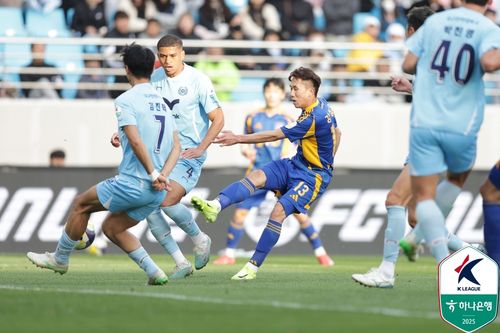 4월 13일 대구와의 경기 때 골 넣은 울산의 강상우[한국프로축구연맹 제공. 재판매 및 DB 금지]