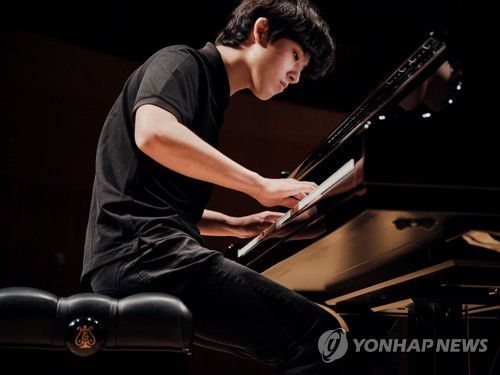 '바흐 스페셜' 공연 리허설 중인 피아니스트 임윤찬[목프로덕션 제공. 재판매 및 DB금지]