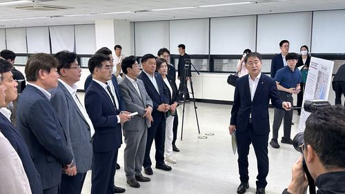 해수부 임시 이전 청사 찾은 국민의힘 부산시당[국민의힘 부산시당 제공]