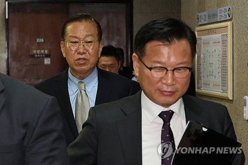 권영세(뒤쪽)·이양수 의원[연합뉴스 자료사진]