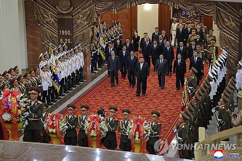 북한 김정은, '전승절' 72주년에 전승기념관 방문(평양 조선중앙통신=연합뉴스) 김정은 북한 국무위원장이 조국해방전쟁승리 72주년(7월 27일)을 맞아 지난 26일 조국해방전쟁승리기념관을 찾았다고 조선중앙통신이 27일 보도했다. 2025.7.27      [국내에서만 사용가능. 재배포 금지. For Use Only in the Republic of Korea. No Redistribution] nkphoto@yna.co.kr