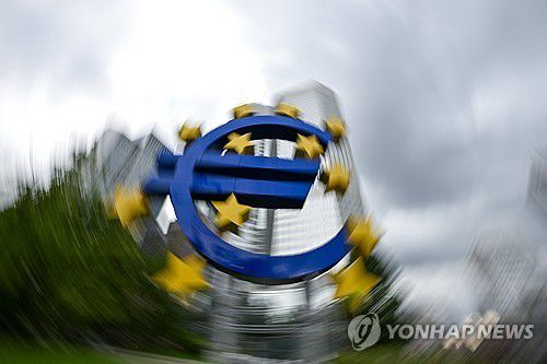 유로 조형물[EPA 연합뉴스 자료사진. 재판매 및 DB 금지]