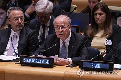 유엔회의 발언하는 무스타파 팔레스타인 자치정부 총리[뉴욕 AP=연합뉴스. 재판매 및 DB 금지]