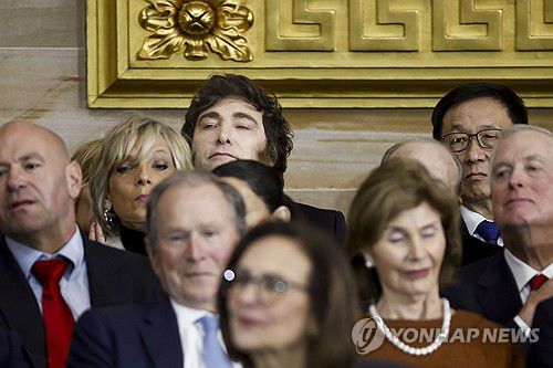 지난 1월 트럼프 대통령 취임식 참석한 밀레이[EPA 연합뉴스 자료사진. 재판매 및 DB 금지]