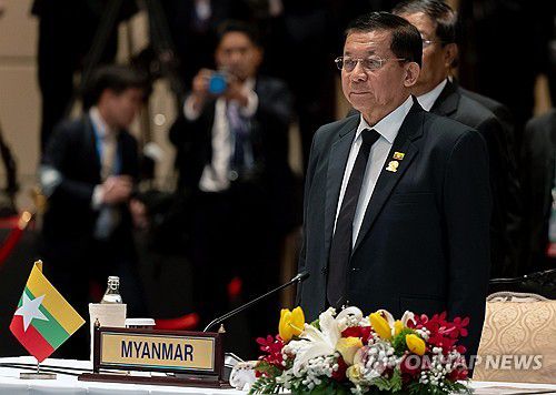 민 아웅 흘라잉 미얀마 최고사령관[EPA 연합뉴스 자료사진. 재배포 및 DB 금지]