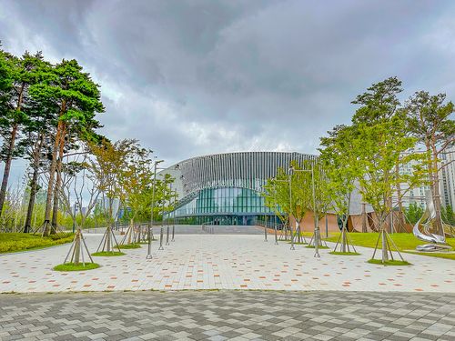 부산시민공원 안에 자리잡은 부산콘서트홀 [사진/권혁창 기자]