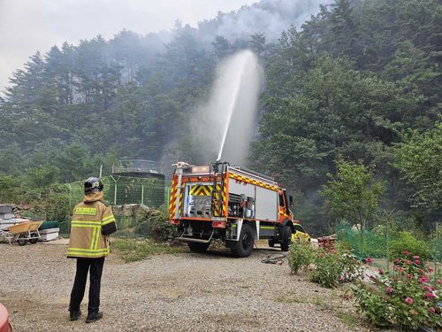 강원 삼척 산불 재발화[강원특별자치도소방본부 제공. 재판매 및 DB 금지]