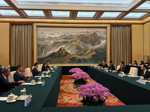 한정 중국 국가부주석과 만난 대통령 특사단[베이징특파원 공동취재단. 재판매 및 DB금지]