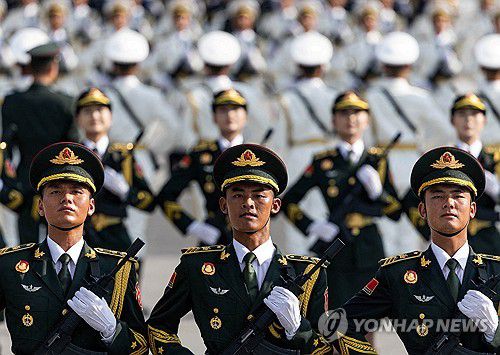 80주년 전승절 기념식과 열병식 행사 예행연습 [로이터 연합뉴스 자료사진. 재판매 및 DB 금지]