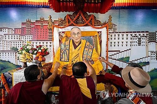 90세 생일을 맞은 달라이 라마[AFP 연합뉴스 자료사진. 재판매 및 DB 금지]