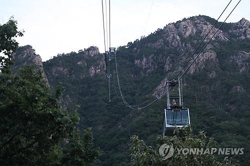 멈춰 선 설악산 권금성 케이블카[촬영 류호준]