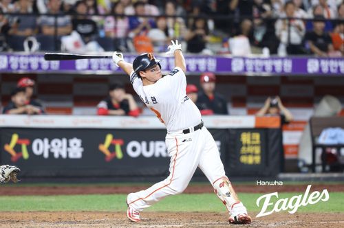 5회 역전 3점 홈런 날리는 한화의 노시환 [한화 이글스 제공. 재판매 및 DB 금지]