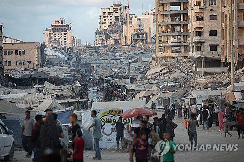 가자시티(가자시티 EPA=연합뉴스) 지난 2일(현지시간) 가자지구 북부 가자시티의 알라시드 거리. 2025.9.3 photo@yna.co.kr