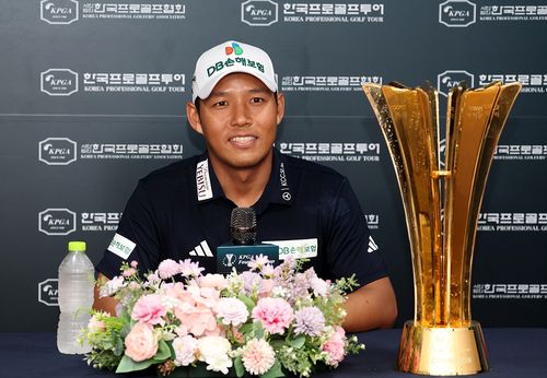 우승 기자회견하는 문도엽.[KPGA 제공. 재판매 및 DB 금지]