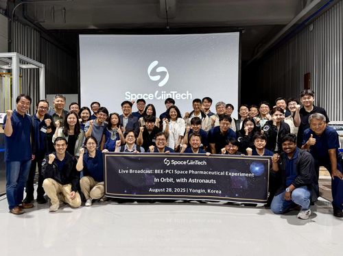 스페이스린텍 및 협력기관 임직원[스페이스린텍 제공. 재판매 및 DB 금지]