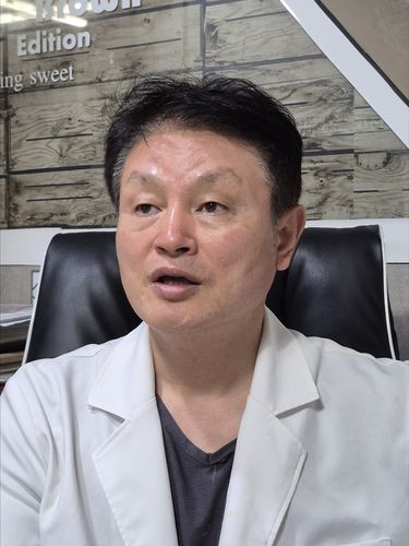 연합뉴스와 인터뷰 중인 유진수 대표[윤근영 기자 촬영]