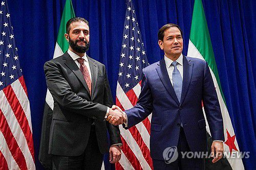 미국의 지원을 받기 시작한 알샤라의 시리아 정권 [AFP 연합뉴스 자료사진. 재판매 및 DB 금지]