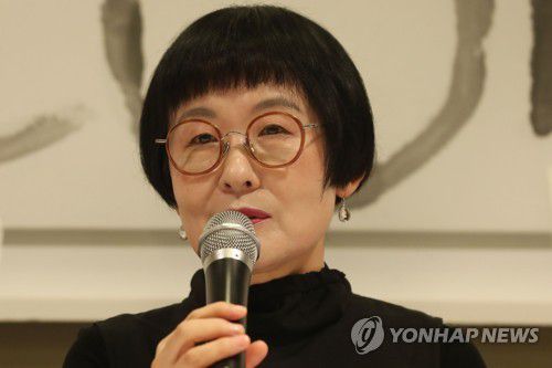 김혜순 시인[연합뉴스 자료사진]