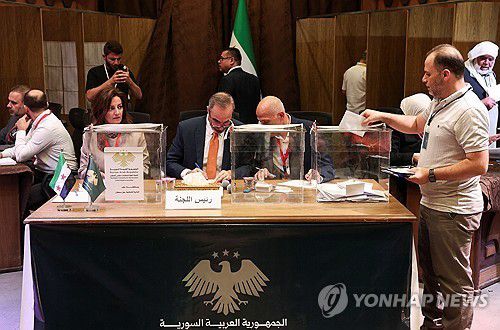 5일(현지시간) 시리아 총선 투표 현장[로이터=연합뉴스]