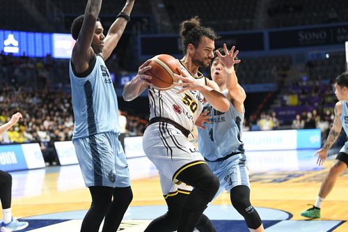 공 지키는 마레이[KBL 제공. 재판매 및 DB 금지]