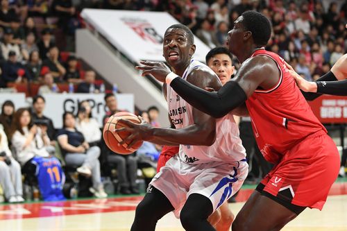공격하는 삼성의 니콜슨[KBL 제공. 재판매 및 DB 금지]