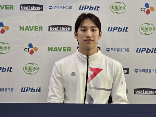 최동열, 수영 남자 평영 50ｍ 한국 신기록(부산=연합뉴스) 하남직 기자 = 최동열이 22일 부산 사직종합운동장 실내수영장에서 열린 제106회 전국체전 수영 경영 남자 일반부 평영 50ｍ에서 한국 신기록을 세운 뒤, 취재진과 인터뷰하고 있다.